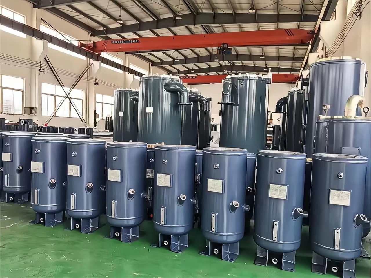 中高端空壓機用油分桶